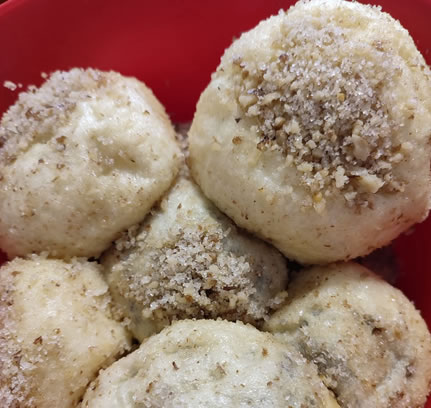 Gogoși pe aburi - Gőzön főtt